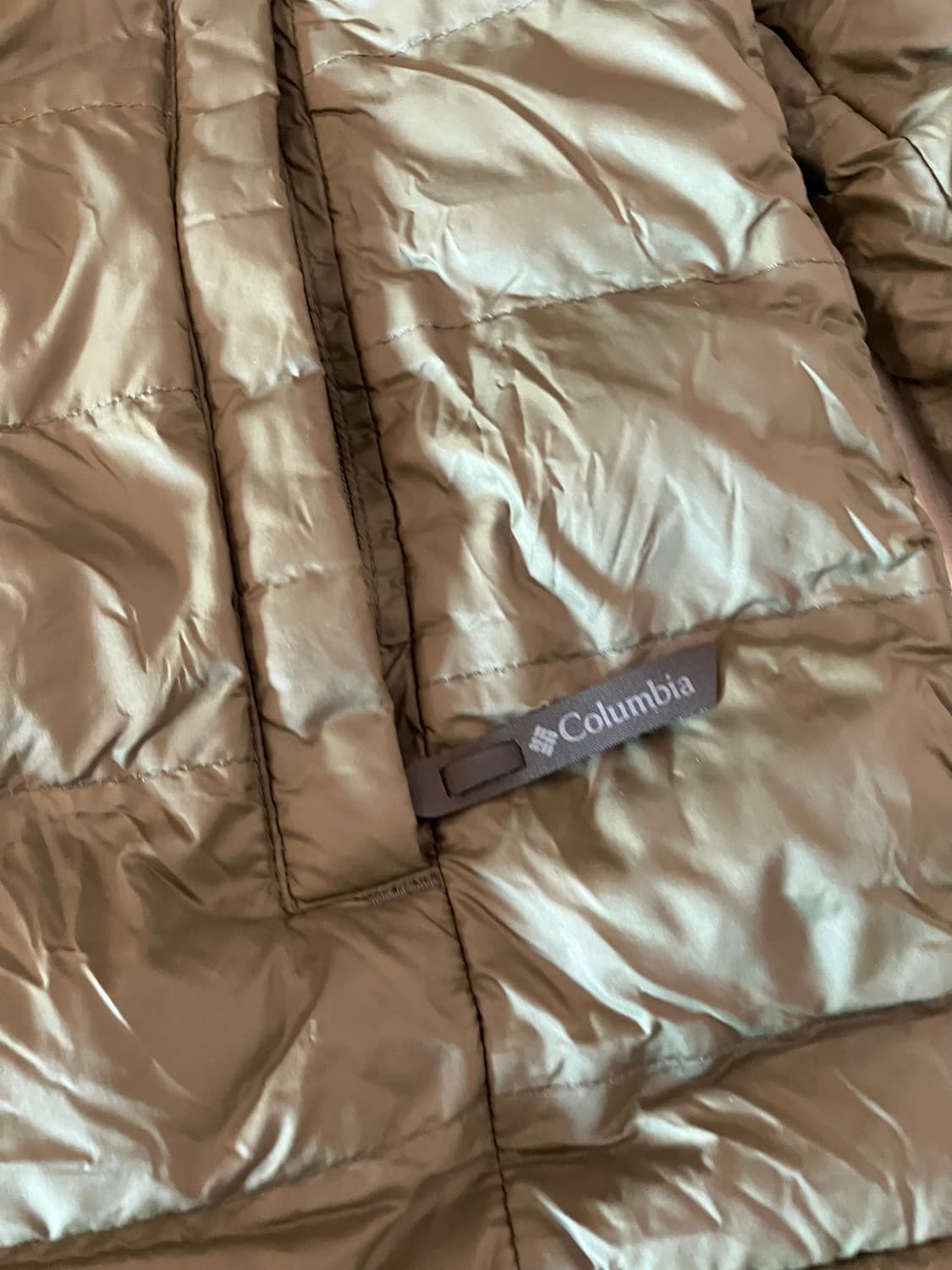 컬럼비아 올리브 그린 경량패딩 카키 상품이미지3