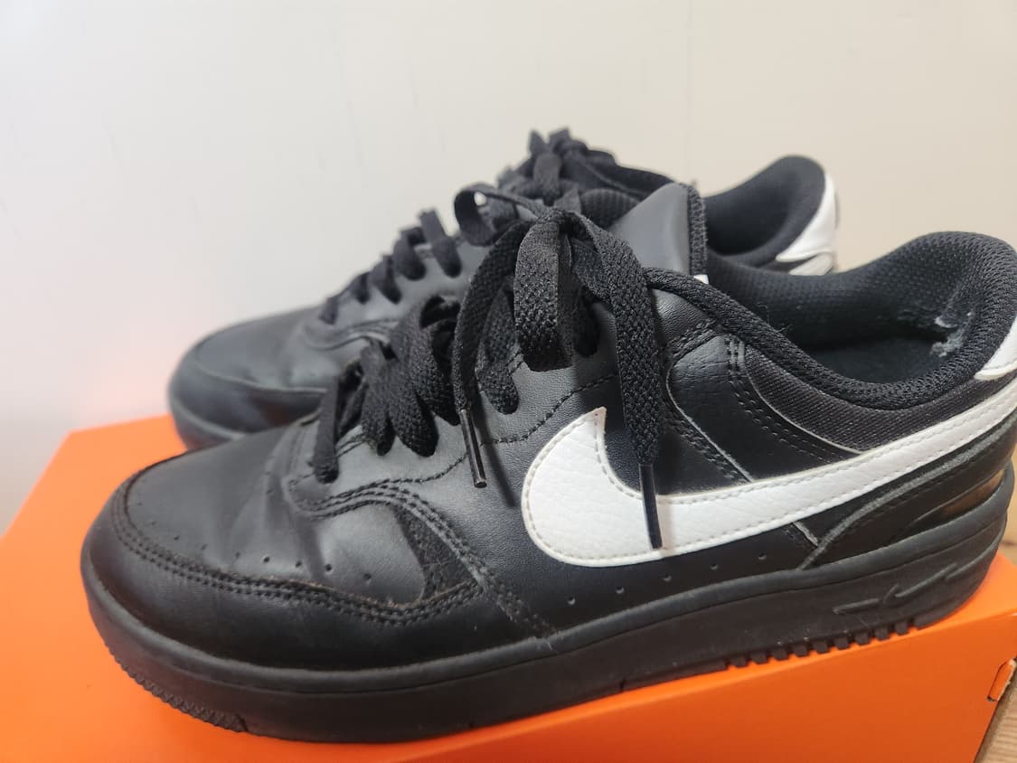 나이키 감마포스 250 상품이미지1