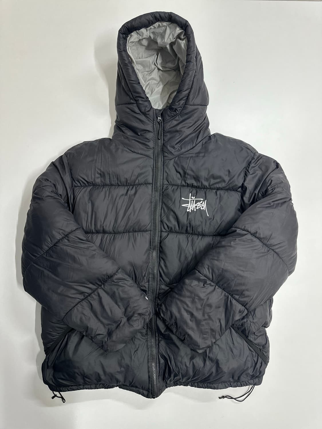 스투시 800필 블랙 패딩 XL 상품이미지1