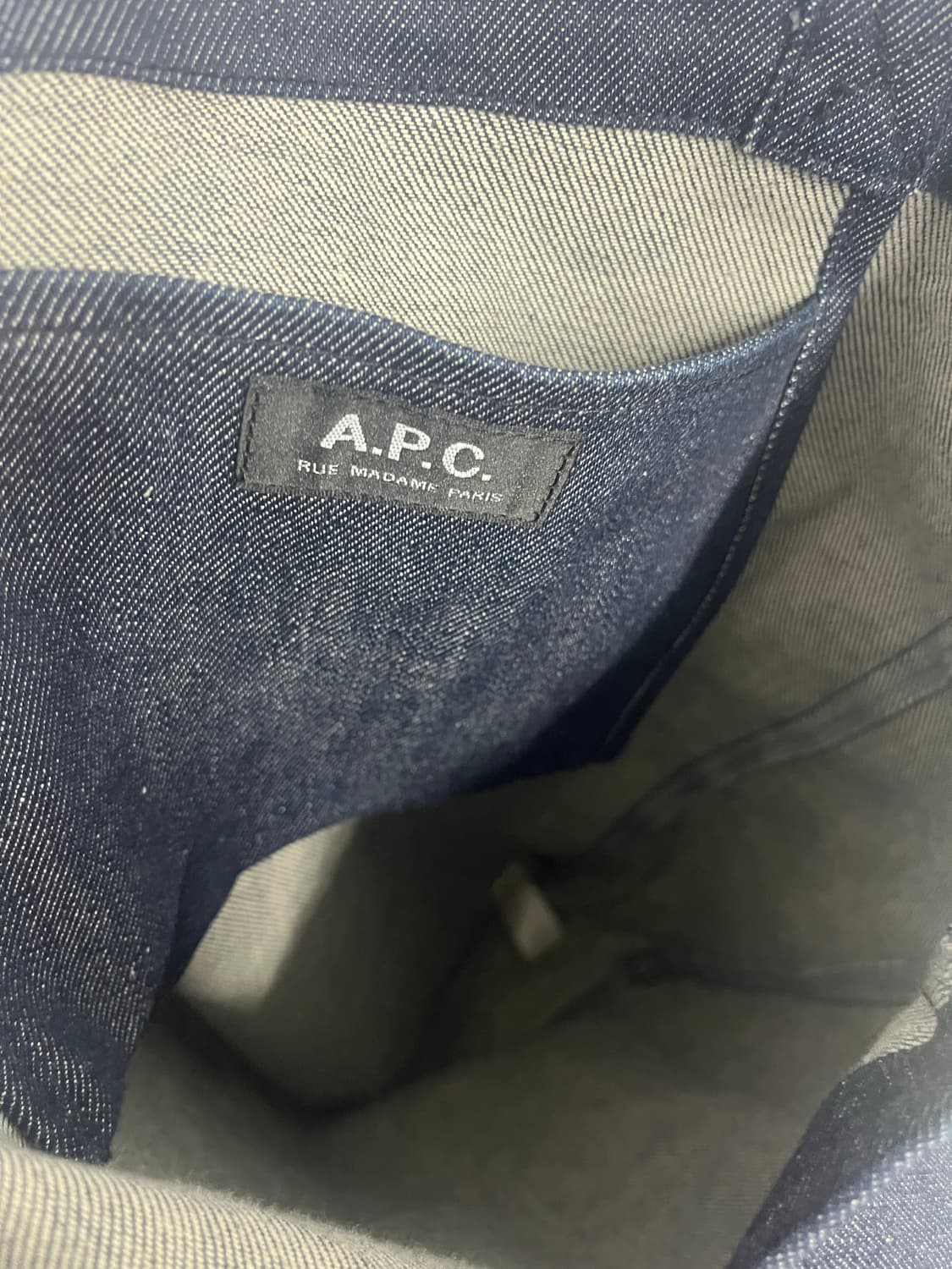 APC 아페쎄 데님 에코백 상품이미지3
