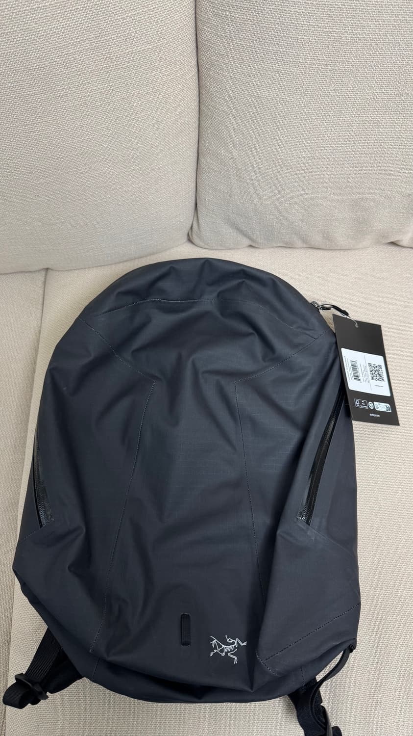 아크테릭스 백팩 그랜빌16 새상품 상품이미지1