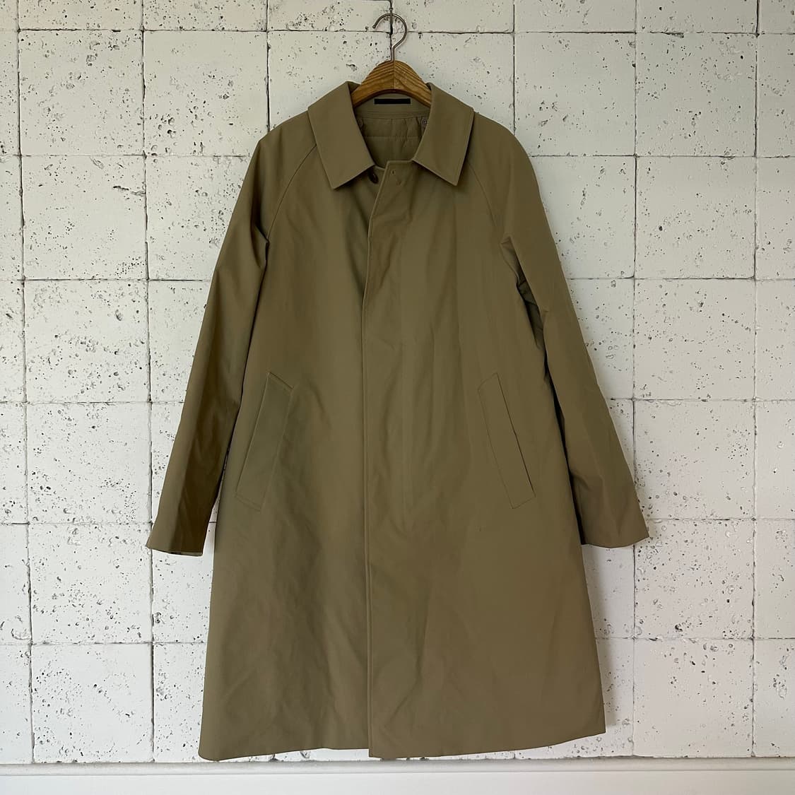 L 유니클로 베이지 트렌치코트 상품이미지1