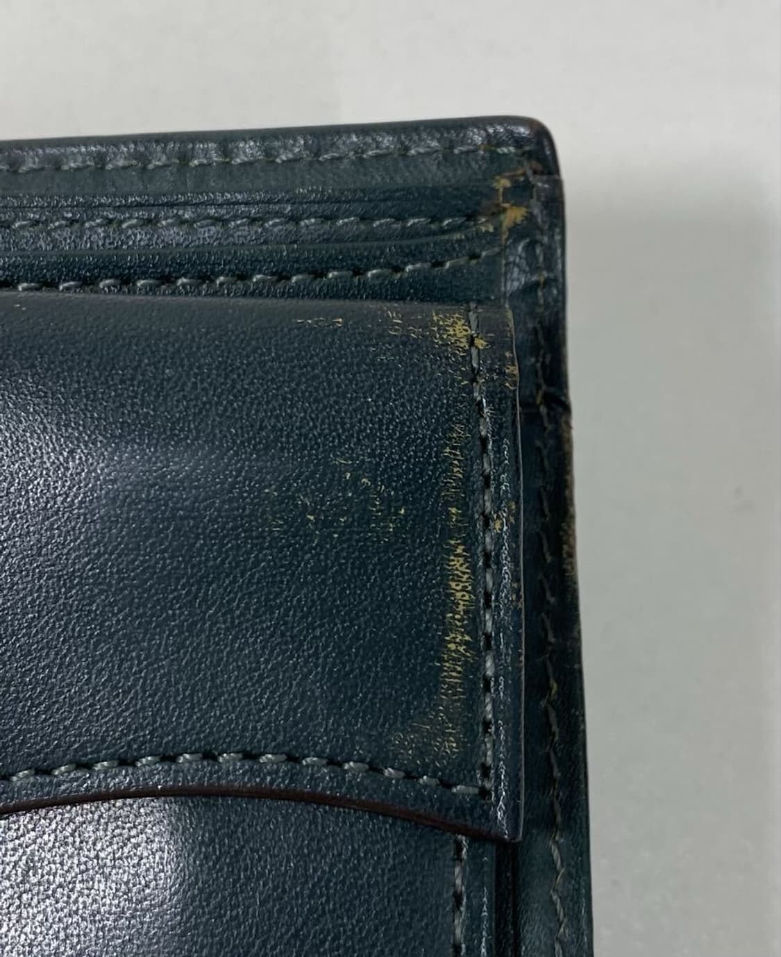 비비안 웨스트우드 오브 엠보싱 패턴 지갑 상품이미지7