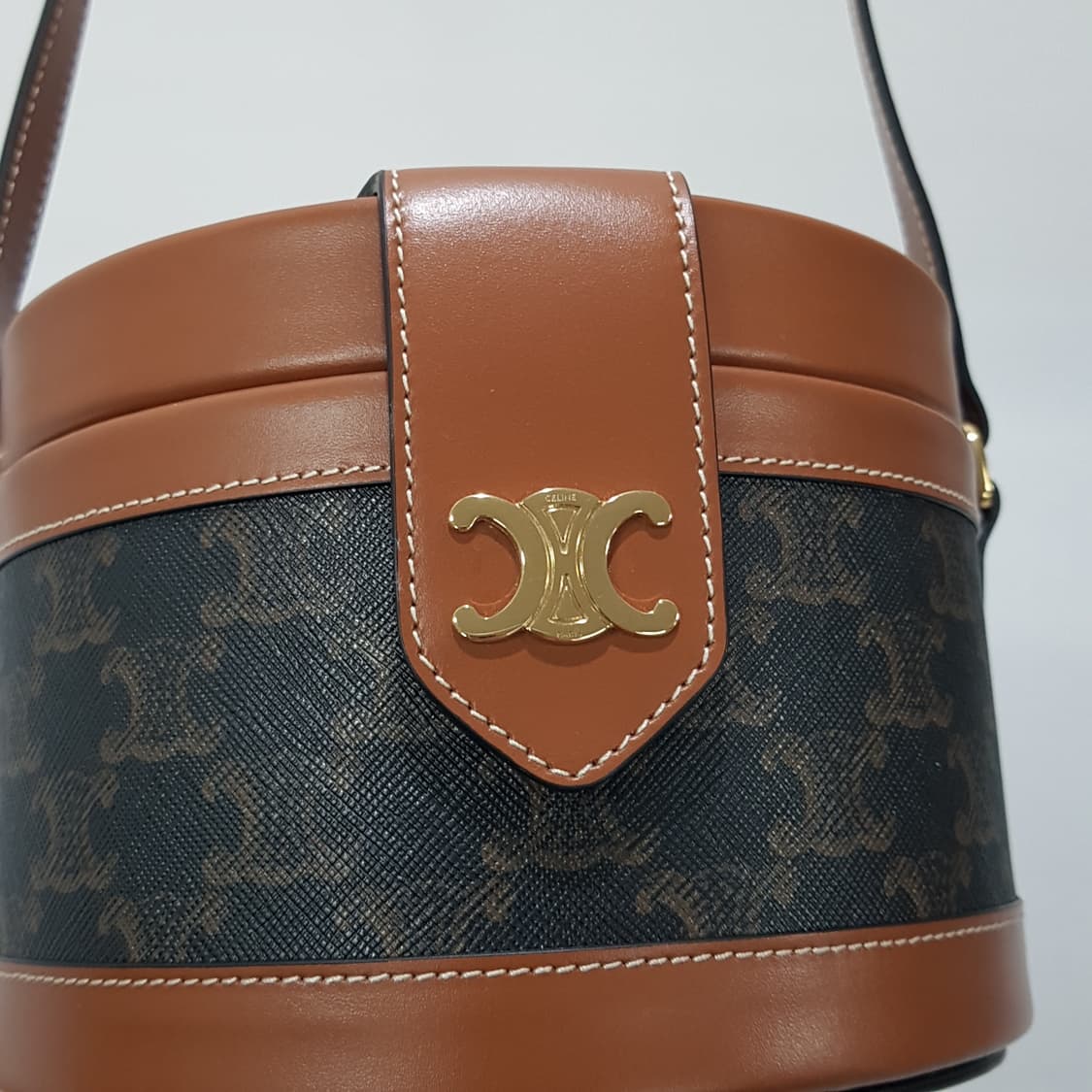 셀린느 트리오페 탐부르 미듐 상품이미지3