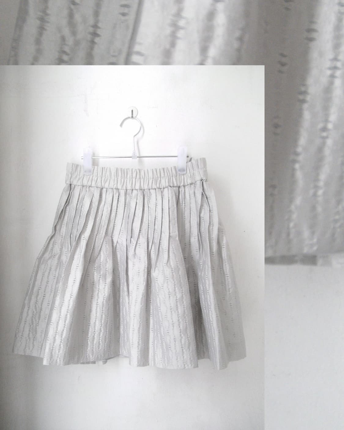 silver pintuck skirt 상품이미지1