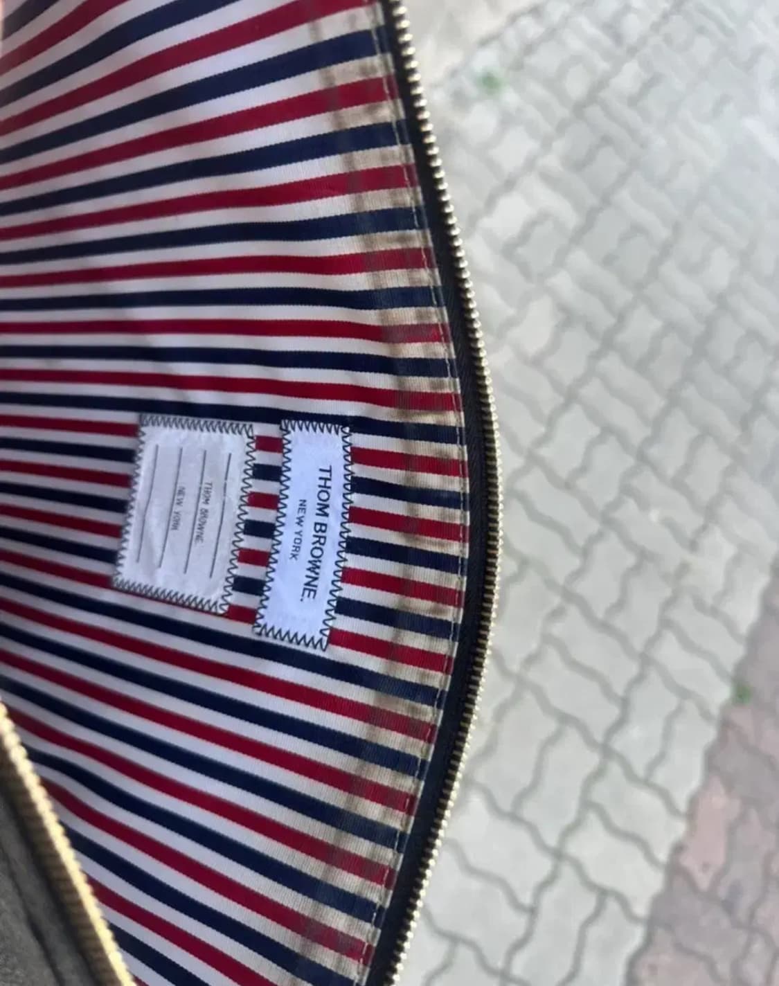 톰브라운 클러치백 상품이미지2