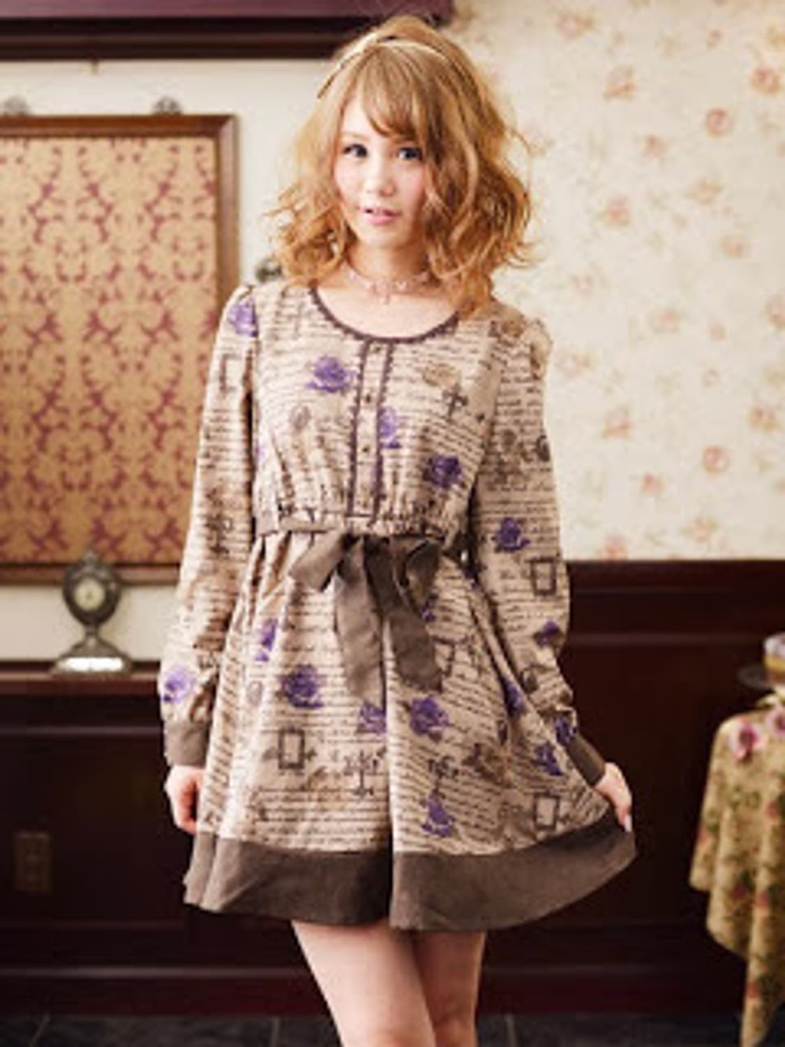 Ank rouge 앙크루즈 레터링 엔틱원피스 라떼갸루 상품이미지1