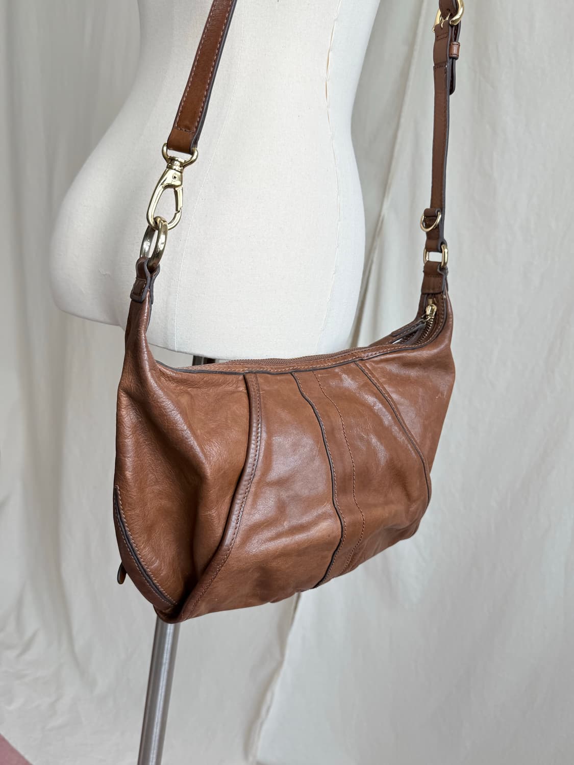 SAZABY 레더 크로스백 상품이미지5