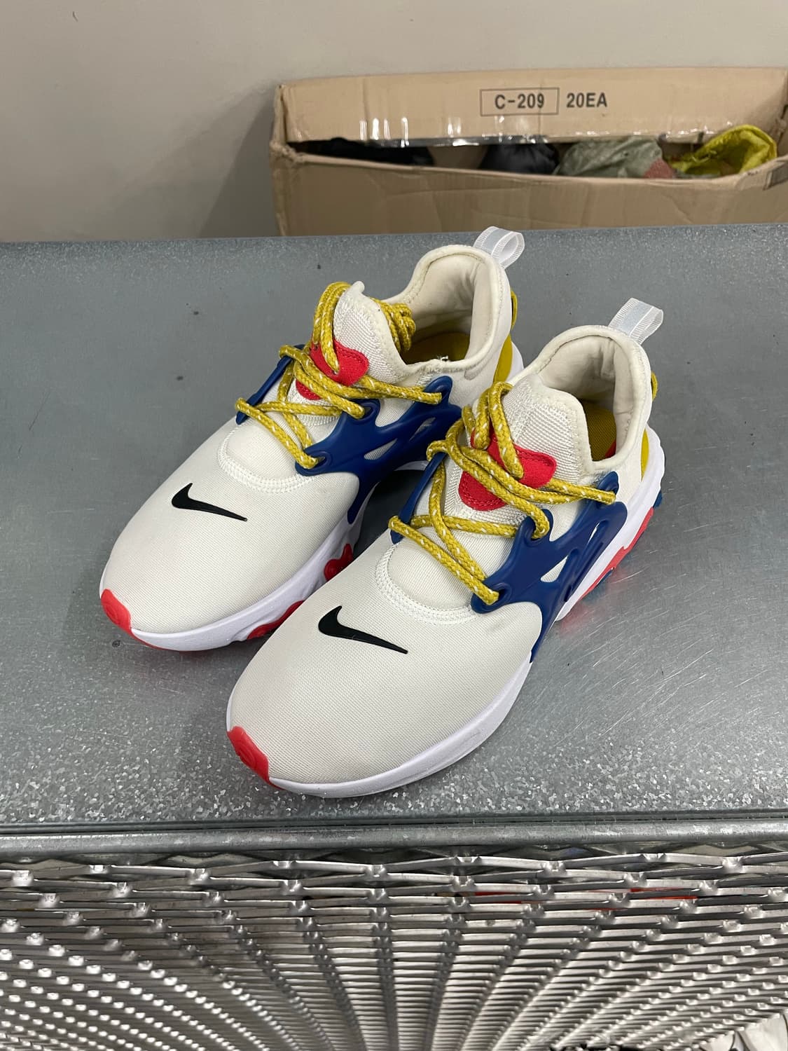 나이키 리액트 프레스토 화이트 240 상품이미지2