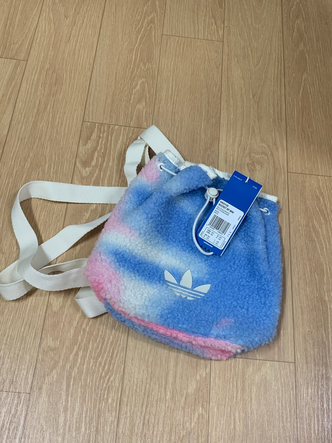 아디다스 쉐르파 미니 버킷백 상품이미지1