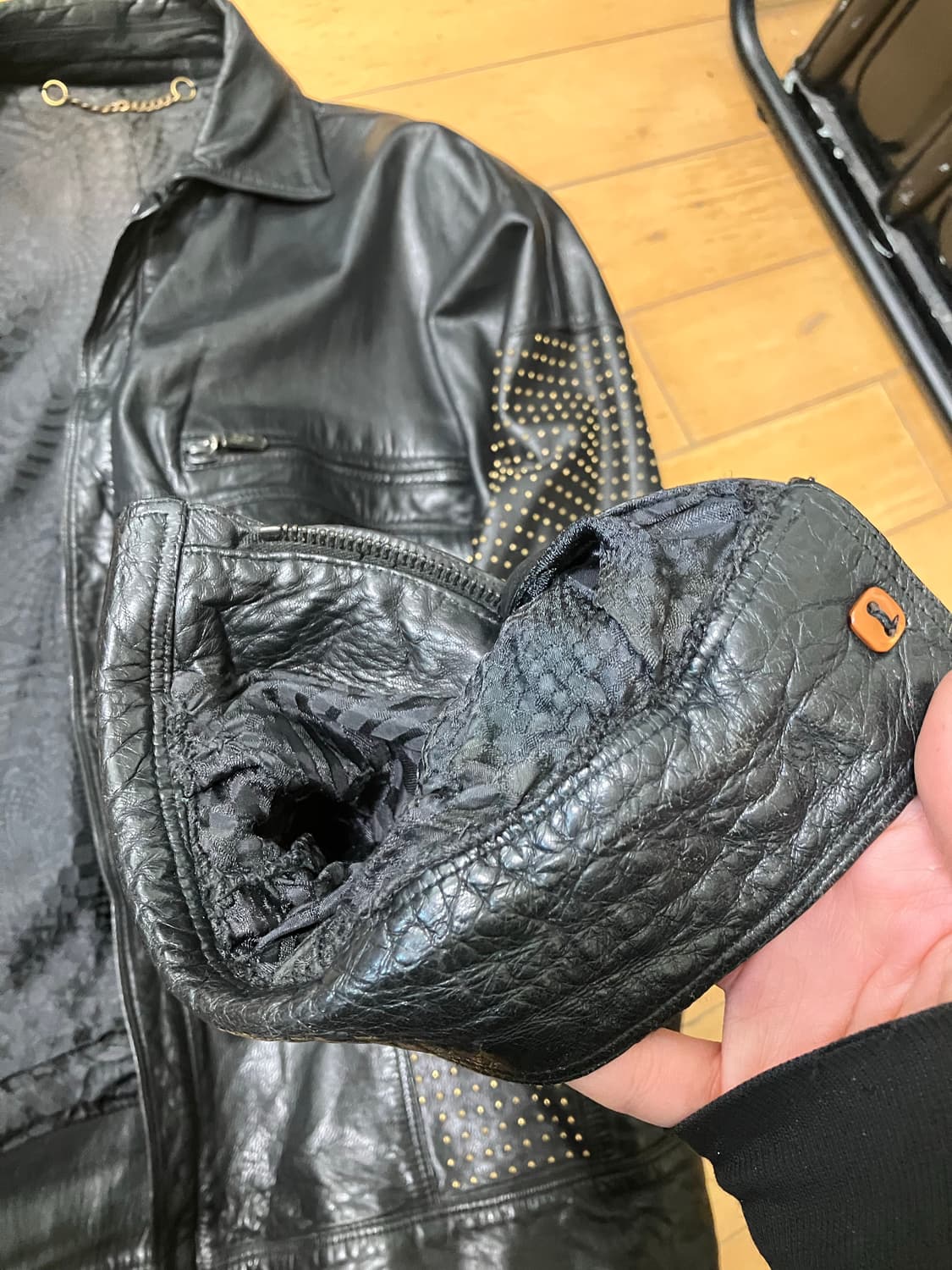 Gianni versace 베르사체 쿠틔르 골드 스터드 모토 자켓 상품이미지8