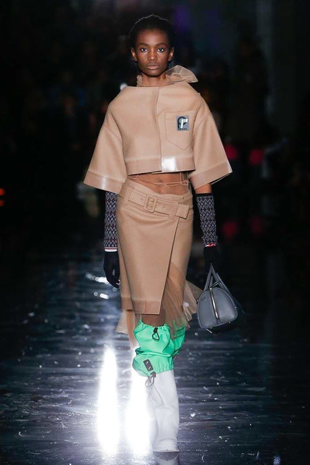 프라다 18f/w 레디 투 웨어 컬렉션 스커트 상품이미지1