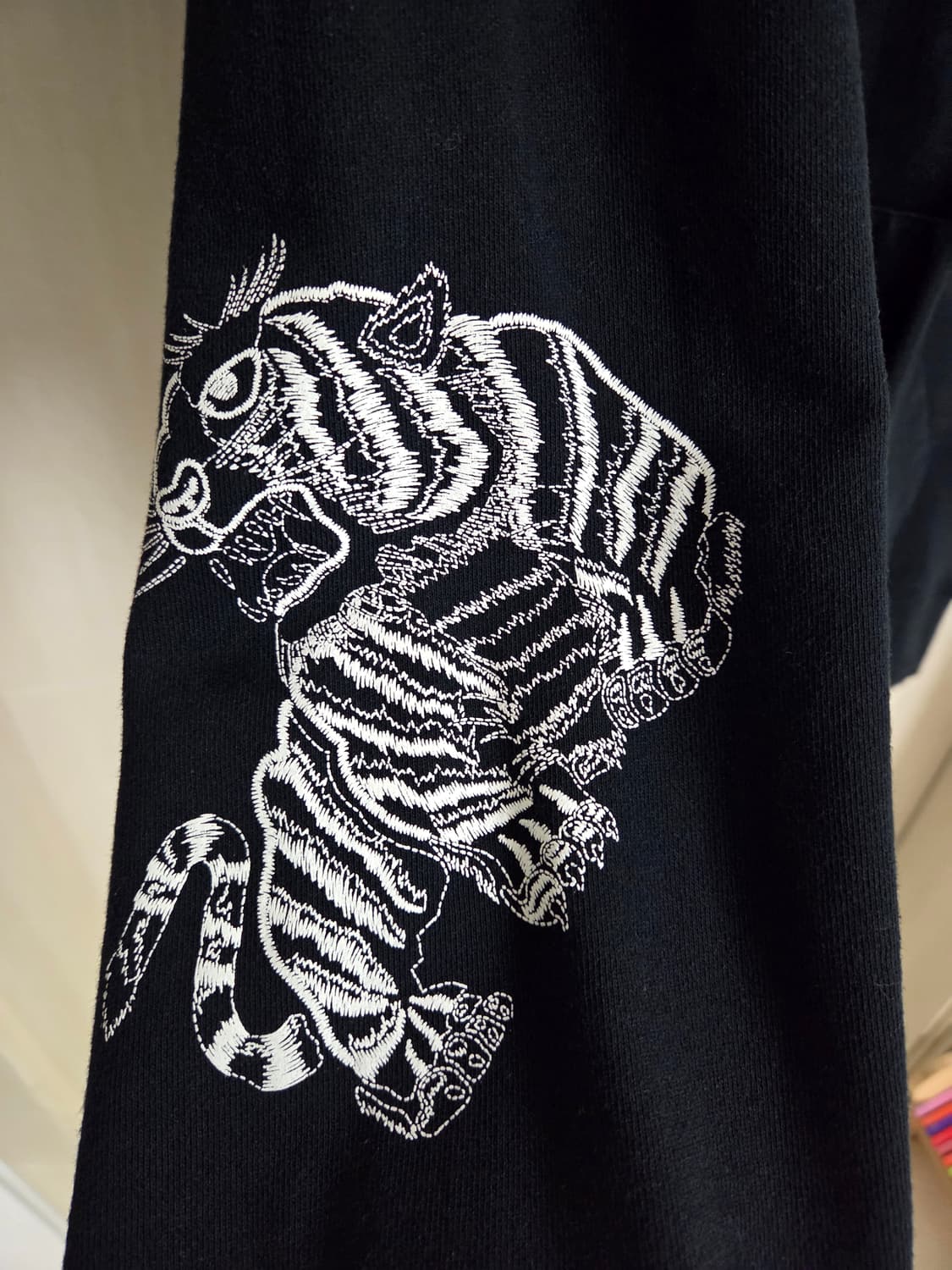 베이프 BAPE 타이거 엠보로이드 후드집업 XL 상품이미지2