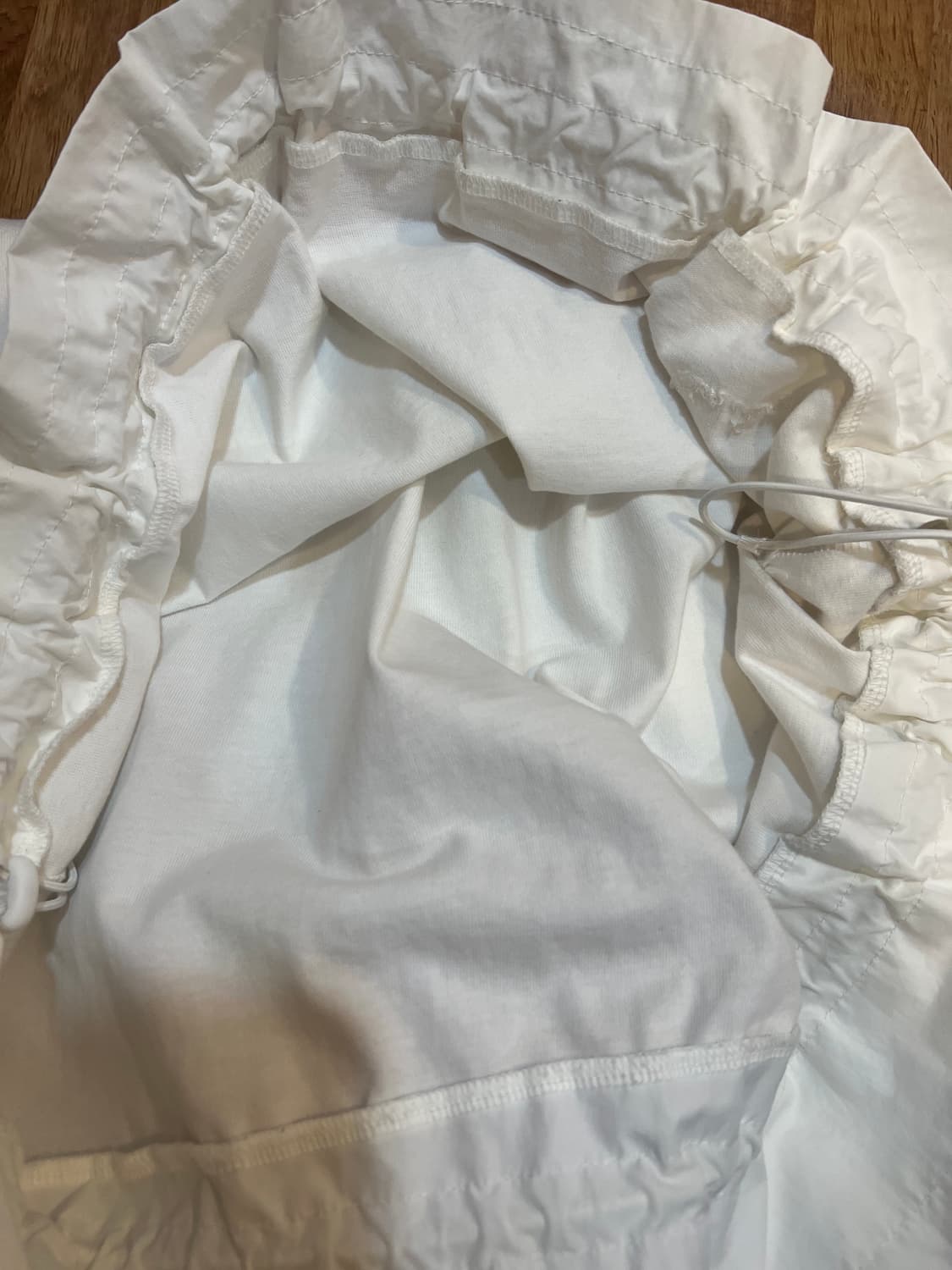 손정완 여성 아이보리 스트링배색 코튼티셔츠 상품이미지6