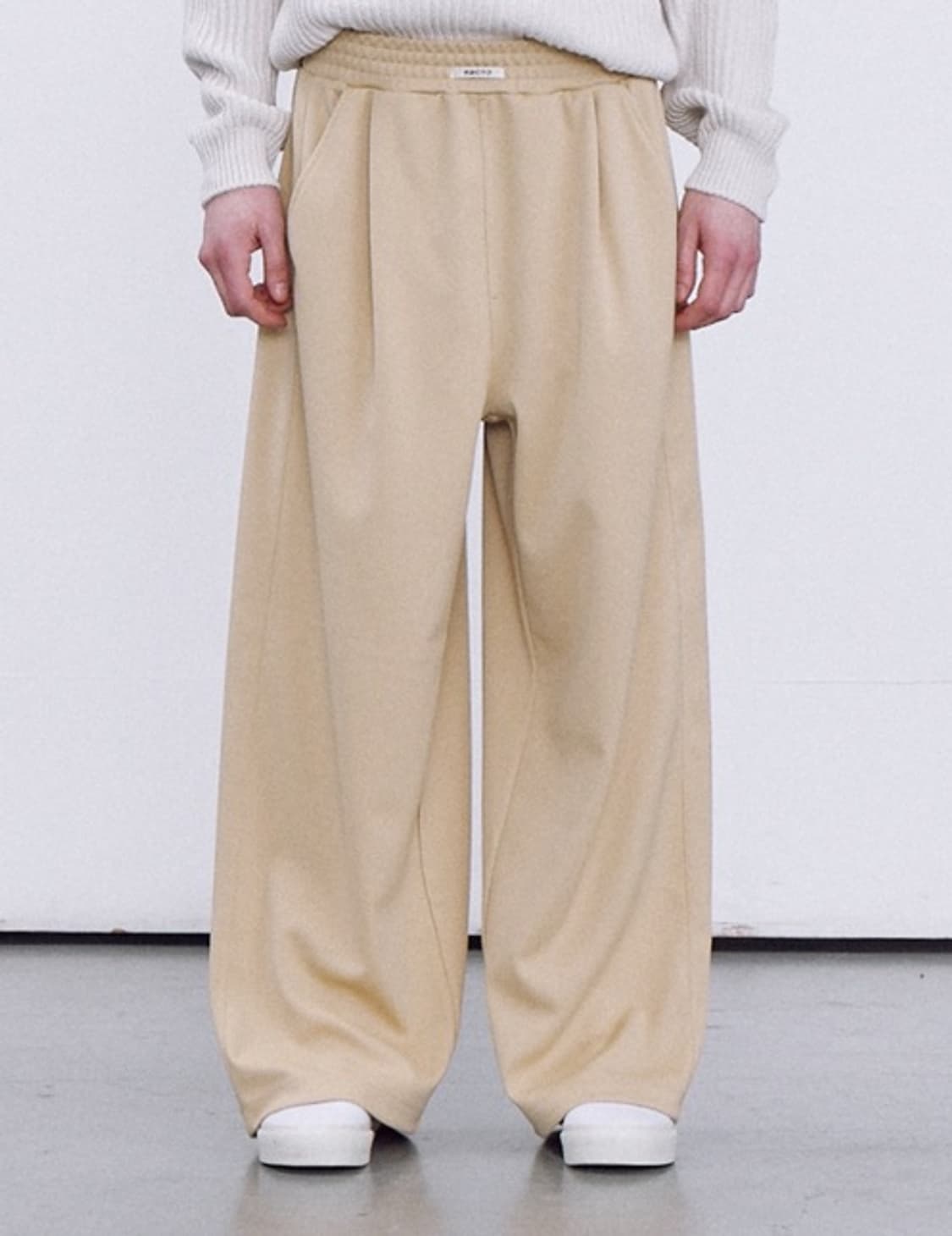 렉토 24SS 트리콧 팬츠 베이지 상품이미지1