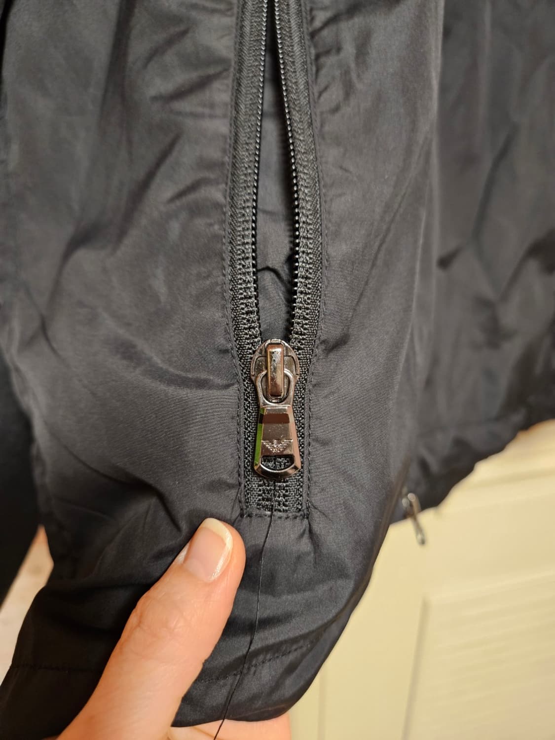 엠포리오 아르마니 EA7 바람막이 (남성 95~100, 여성 오버핏) 상품이미지5