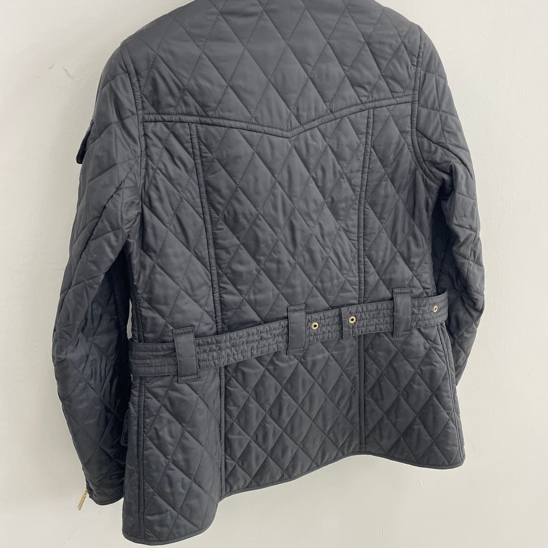 W 바버 퀼팅 인터네셔널 자켓 블랙 벨트 여성 상품이미지6