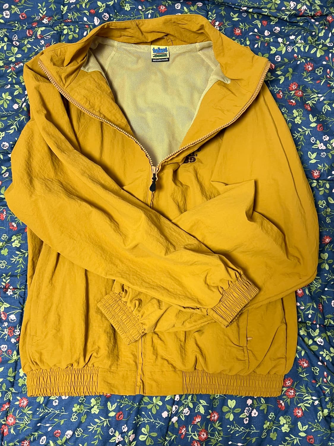 테켓 바람막이 UNIV COLL ZIP UP JACKET CAMEL 상품이미지2