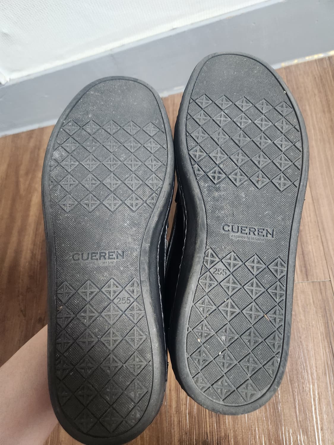 쿠에른 남성 하바나01 로퍼 블랙 255사이즈 상품이미지3