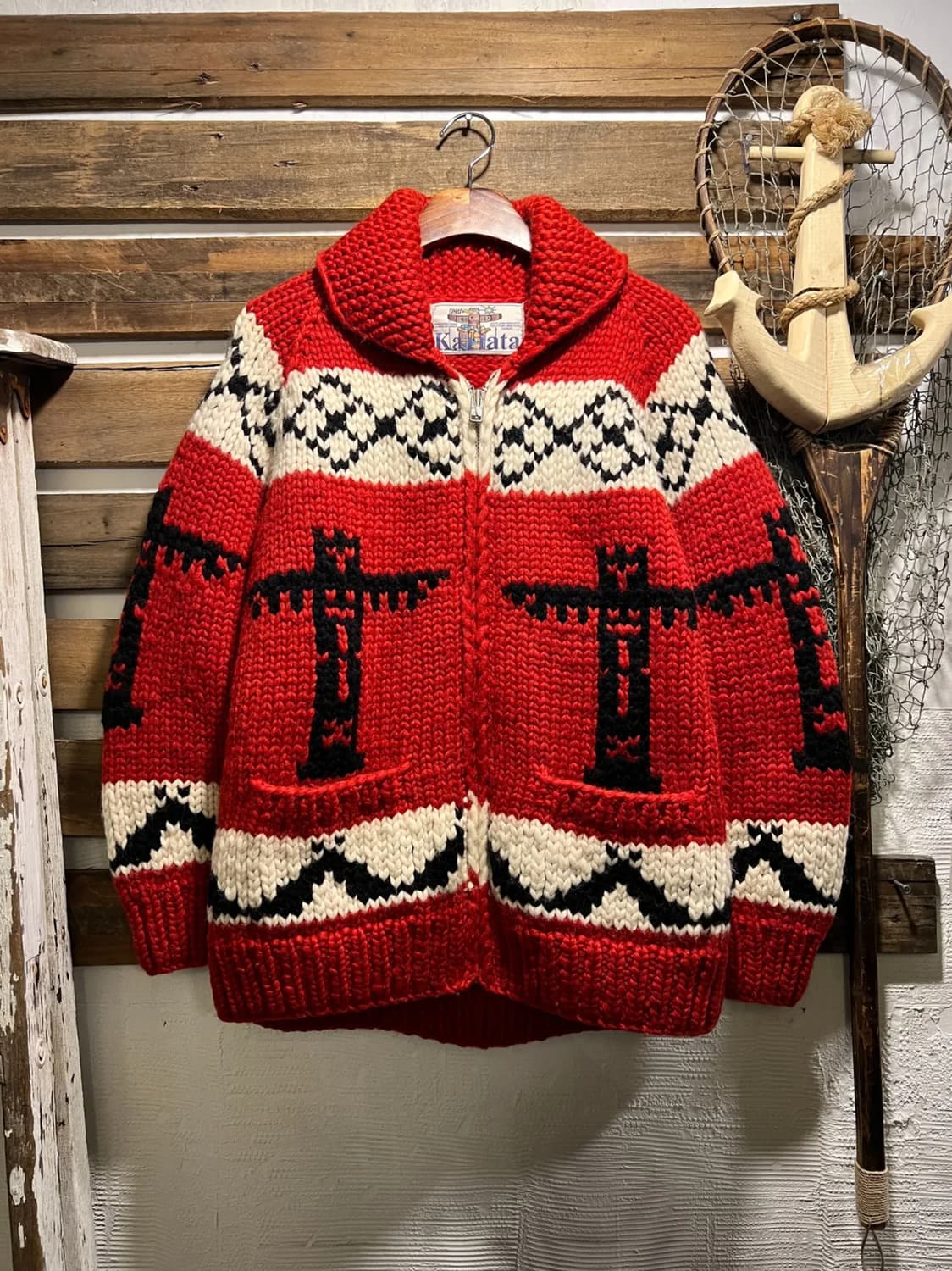 [L]KANATA 카나타 인디언 토템 레드 집업 코위찬 상품이미지1