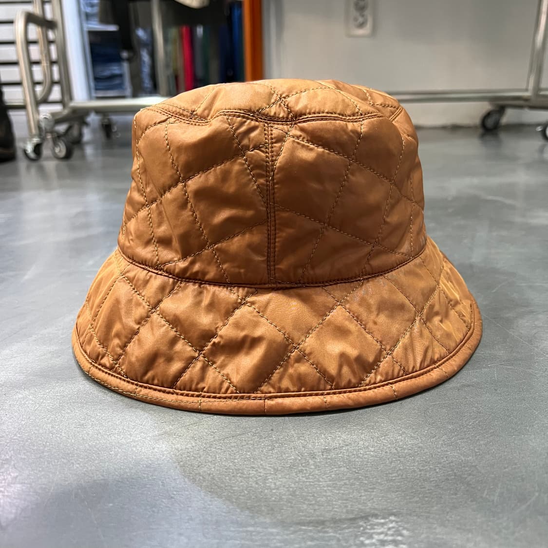  아크네스튜디오 퀼티드 버킷 햇 y15210 상품이미지3