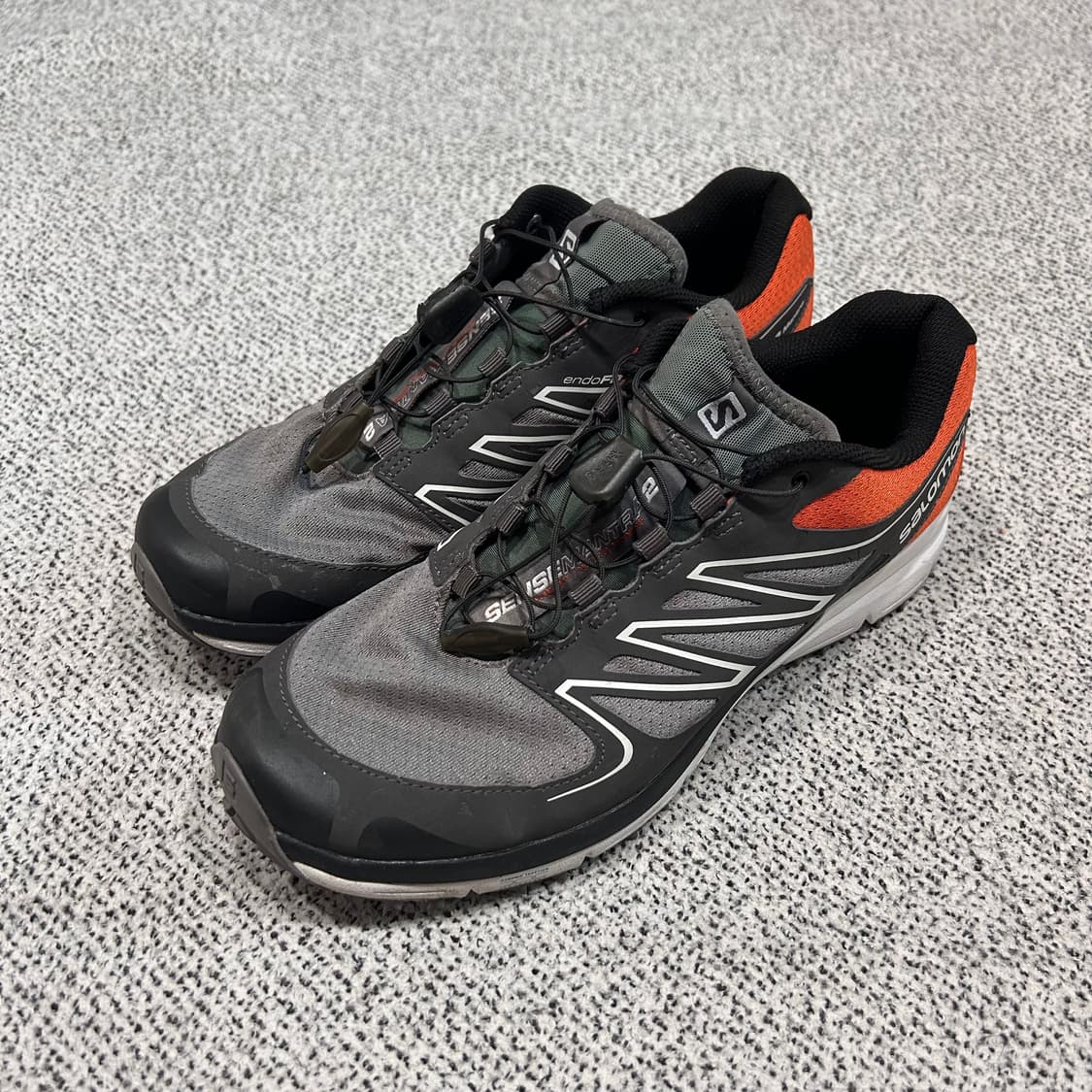 살로몬 신발 상품이미지1