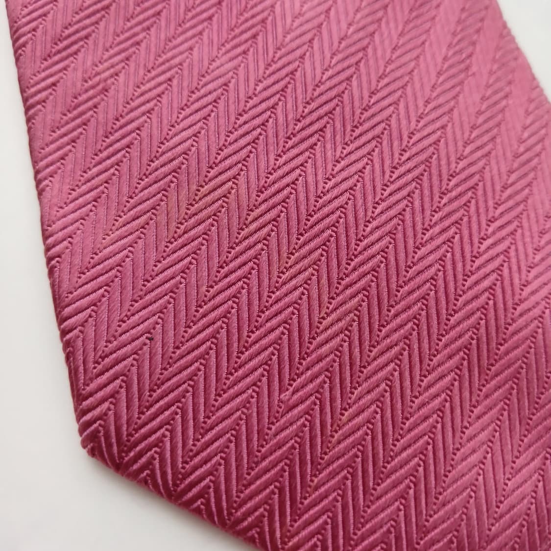 에스 티 듀퐁 실크 다크핑크 헤링본 넥타이 8.4cm A등급 A18712 상품이미지9