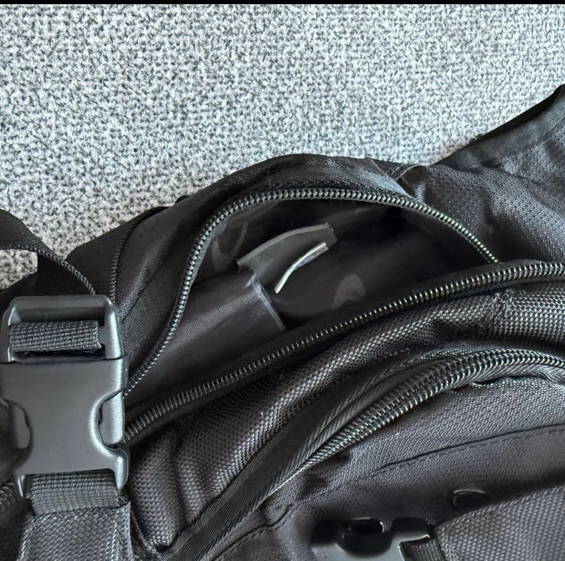 오클리 마이크로소프트 아이콘 백팩 상품이미지9