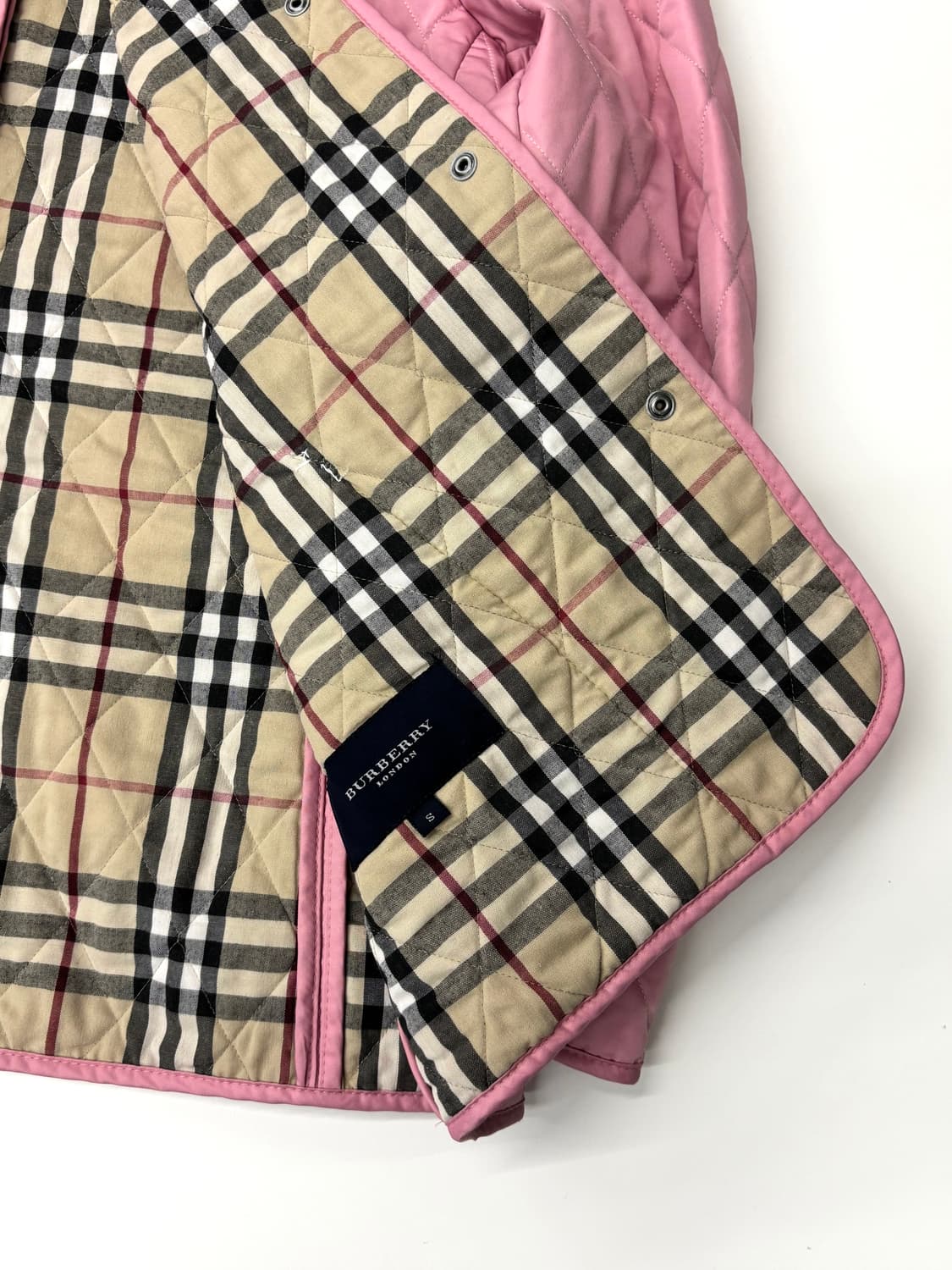 Burberry 버버리 핑크 퀼팅 버튼 자켓 상품이미지8