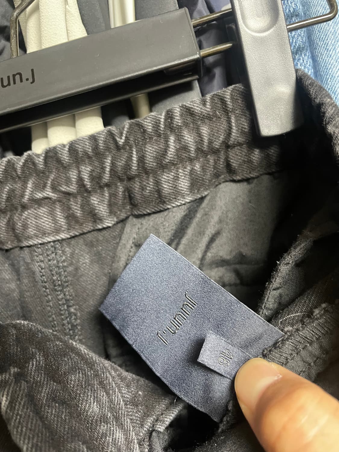 [46] 준지 juun.j 흑청 조거 팬츠 상품이미지2