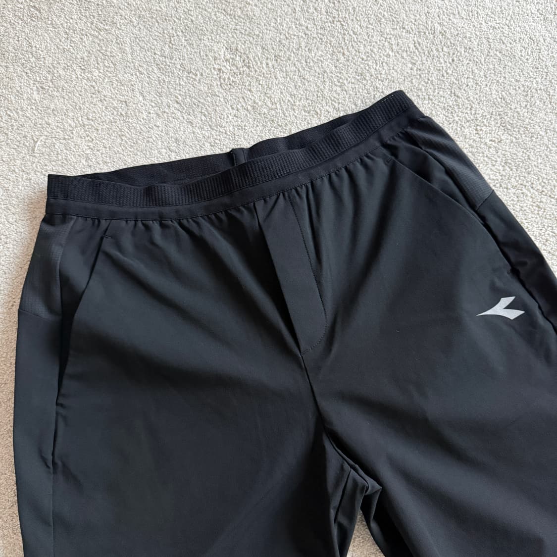 디아도라 캄포 러닝 팬츠 상품이미지3