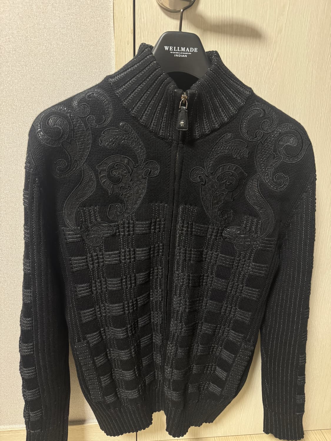 베르사체 블랙 자카드 바로크 니트집업 상품이미지1