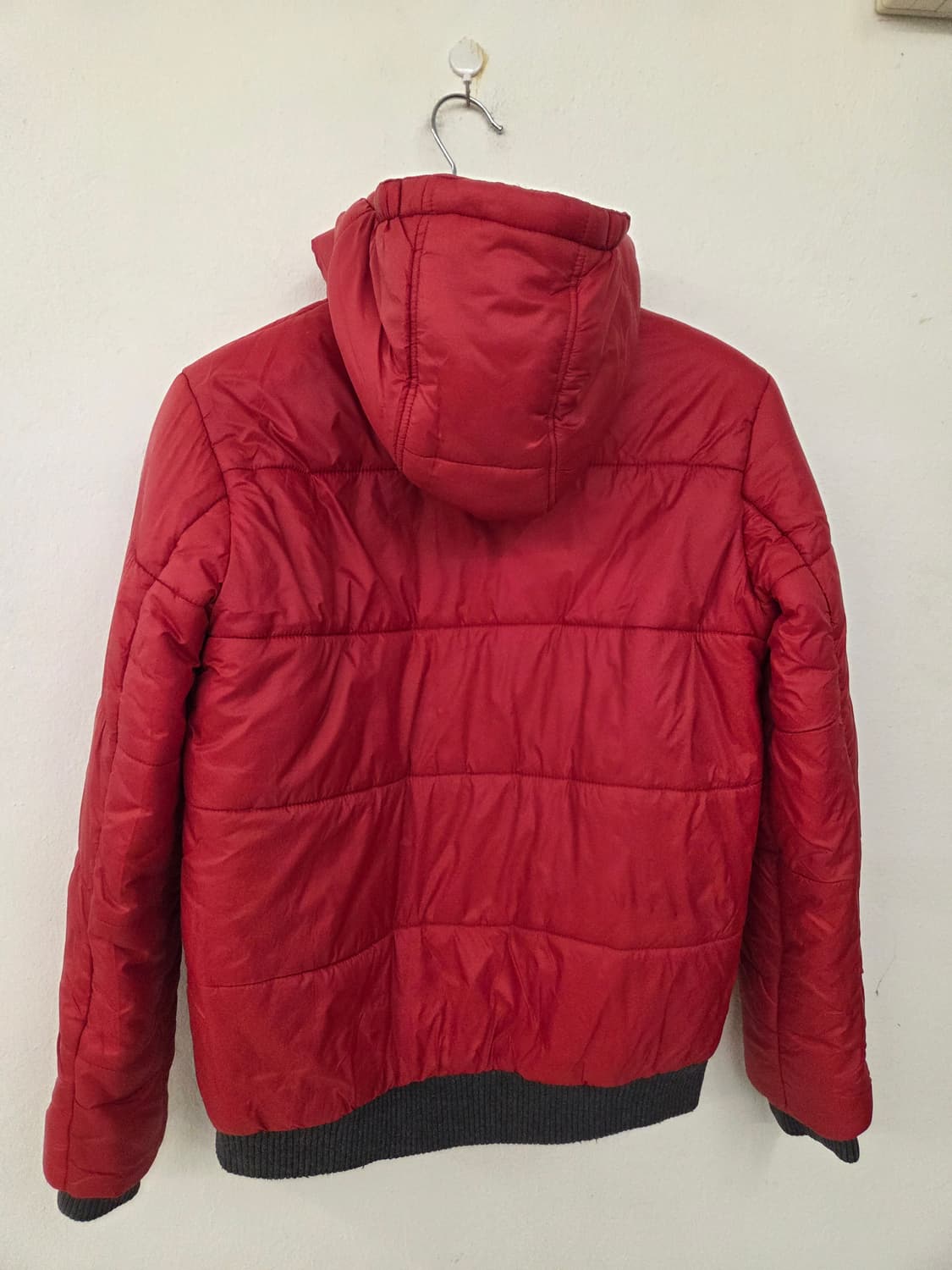 버버리 키즈 레드 패딩 점퍼 상품이미지4