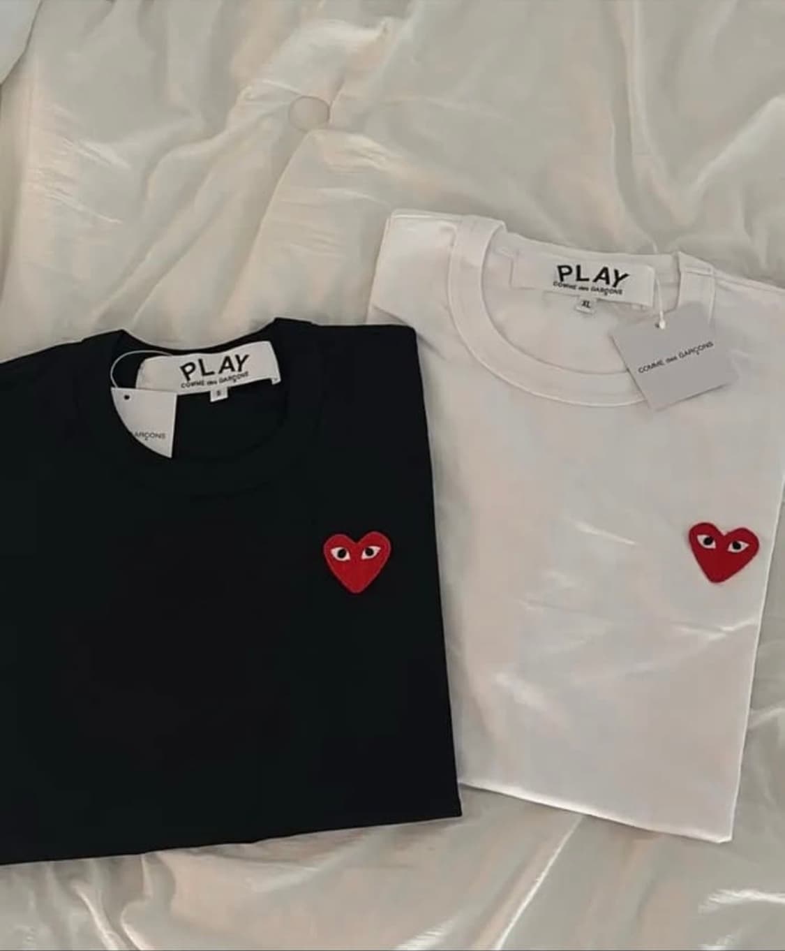 🔥[무료배송/새상품]🔥 꼼데가르송 레드와펜 반팔티 2color 상품이미지2