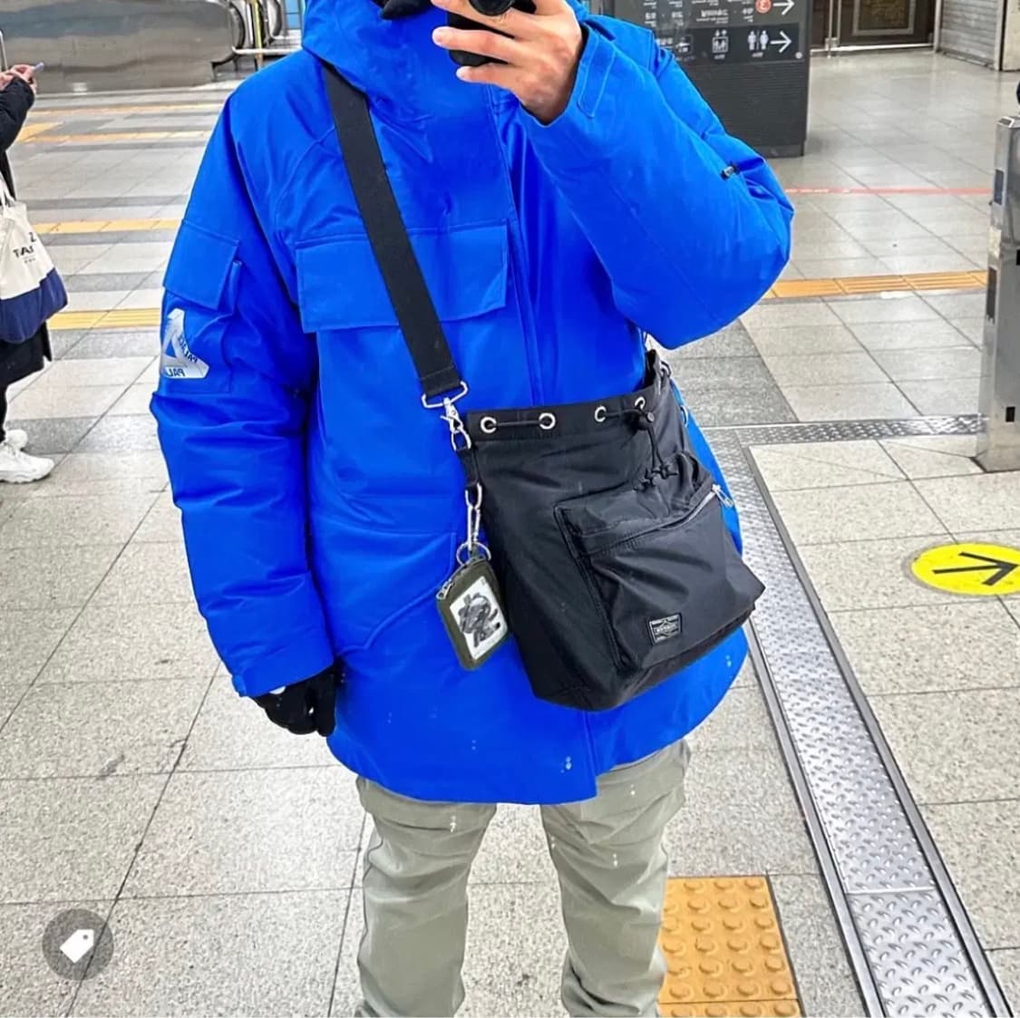 팔라스 고어텍스 아크틱 카고 파카 블루 상품이미지4