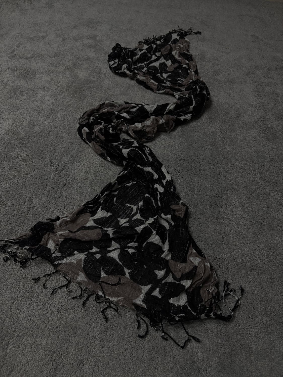 Vintage minimal grunge mood scarf 상품이미지1