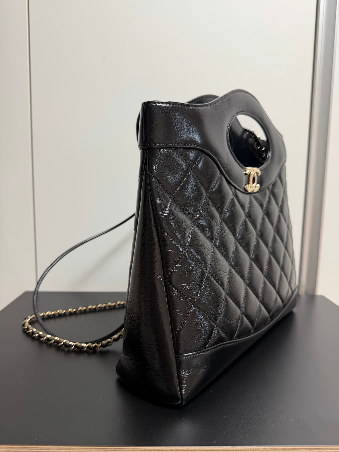 샤넬 31백 스몰 쇼핑백 상품이미지3