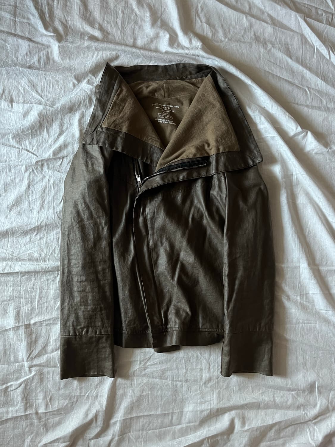 Asymmetrical High-Neck Coated Jacket 상품이미지2