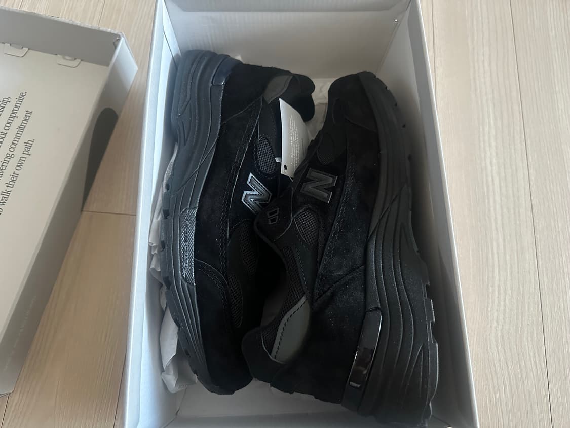 뉴발란스 992 블랙 상품이미지1