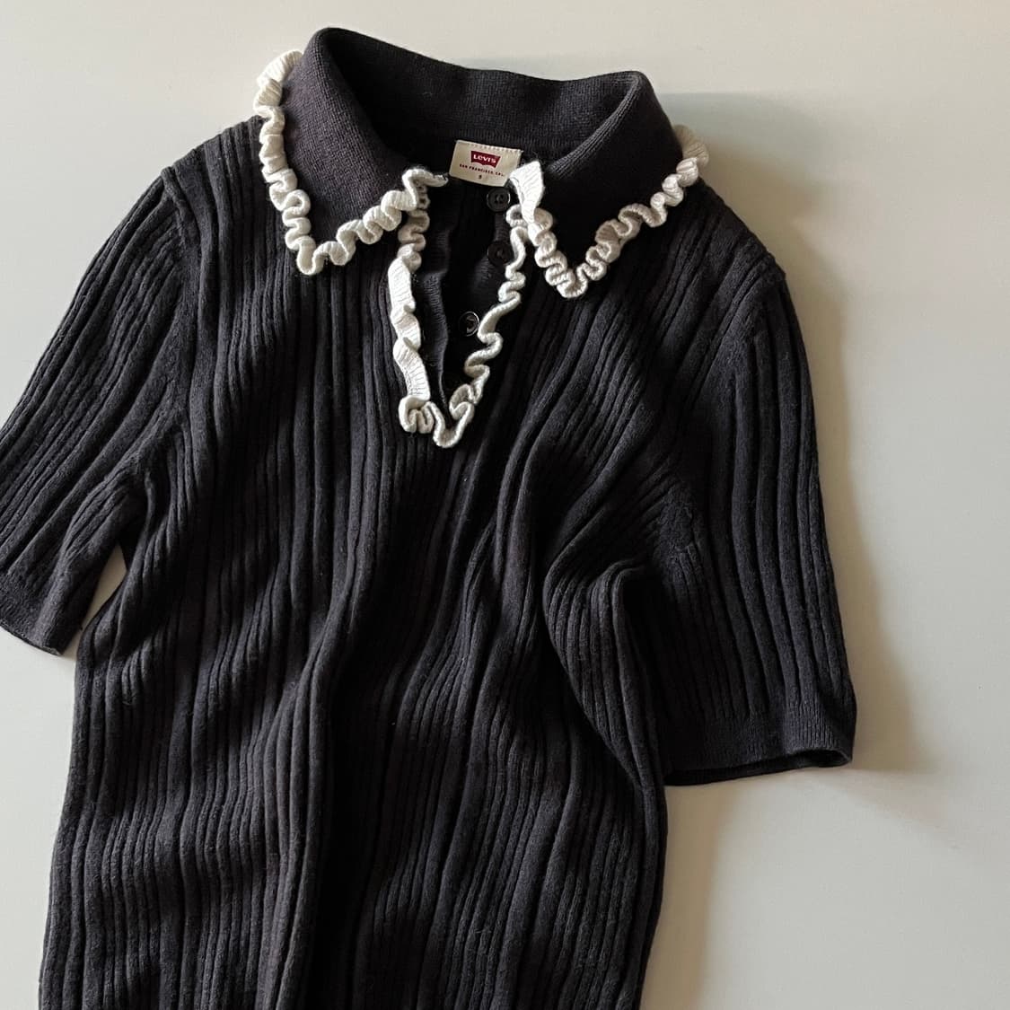 LEVI'S Ruffle Collar knit pk shirt 상품이미지2