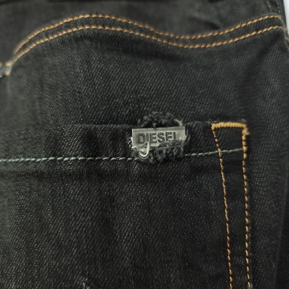 [디젤] 스판 생지 부츠컷 플레어 데님 팬츠 청바지 P01622 상품이미지4