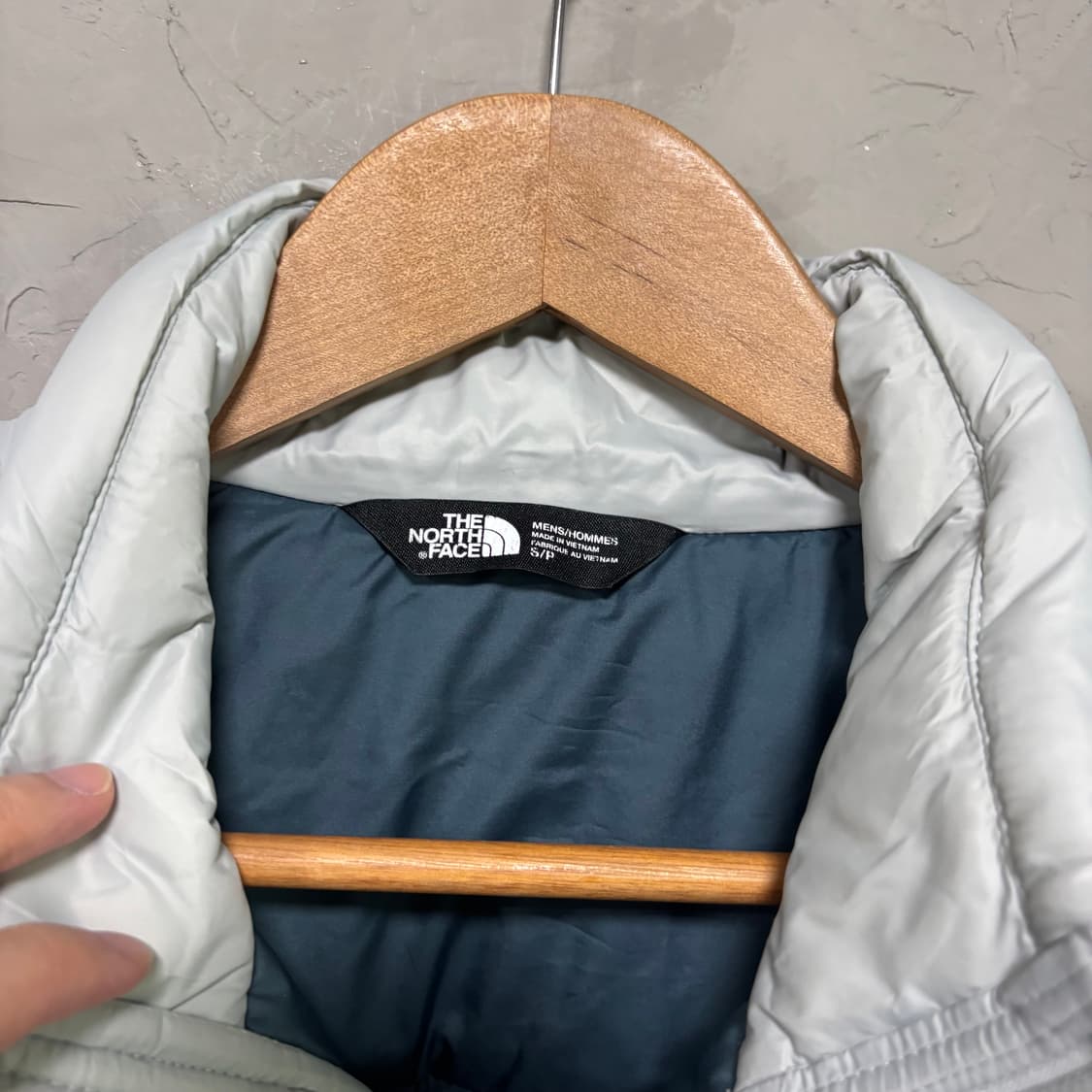 노스페이스 550 구스다운 경량패딩 클라우드 블루 상품이미지4