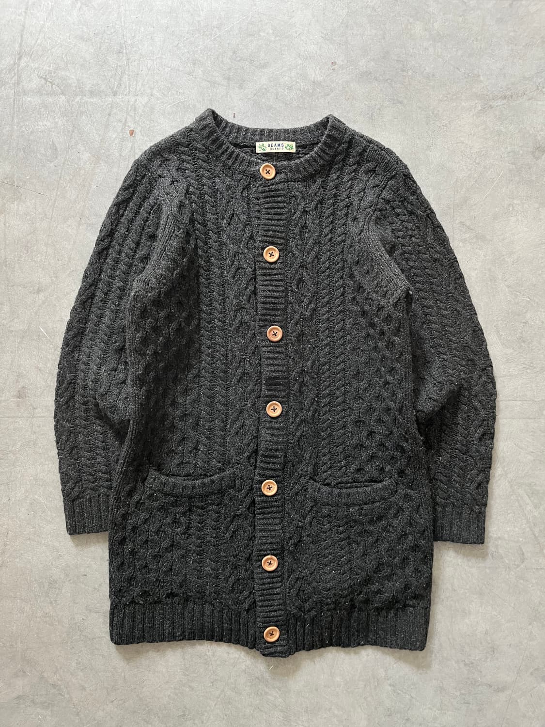 Beams 빔즈 차콜 케이블 버튼 가디건 상품이미지2