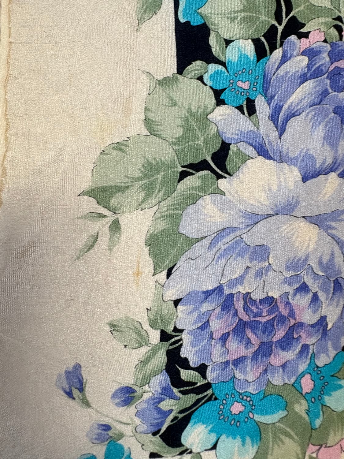 [정품] 입생로랑(YSL) 빈티지 플라워 쁘띠 스카프 상품이미지4