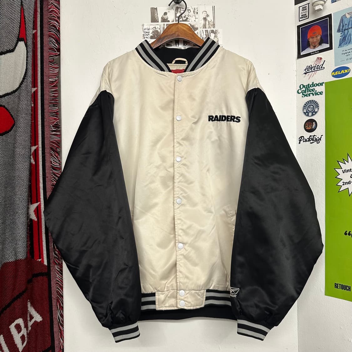 90‘s 리복 오클랜드 레이더스 바시티자켓 상품이미지2