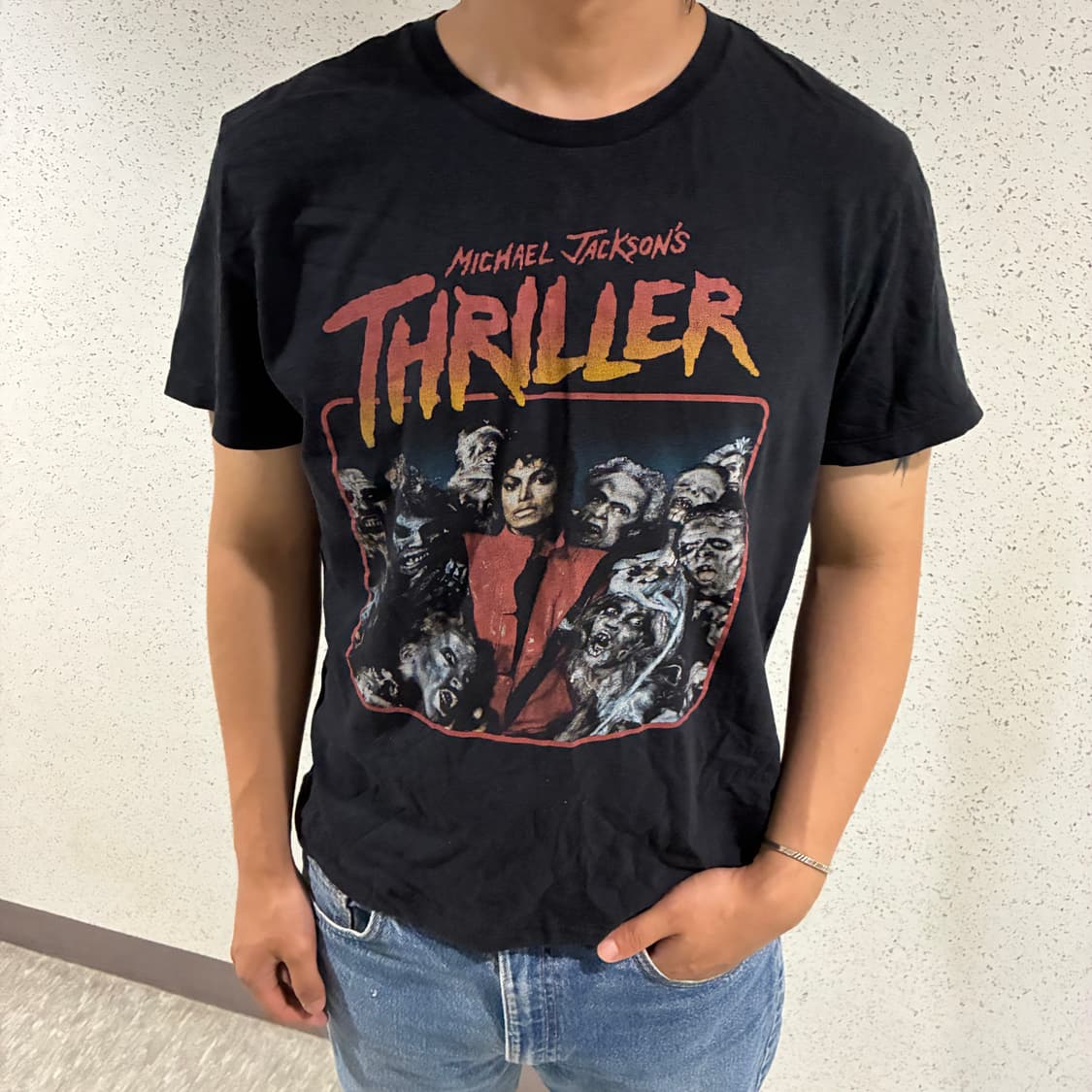 MICHAEL JACKSON'S Thriller T-Shirt 상품이미지1