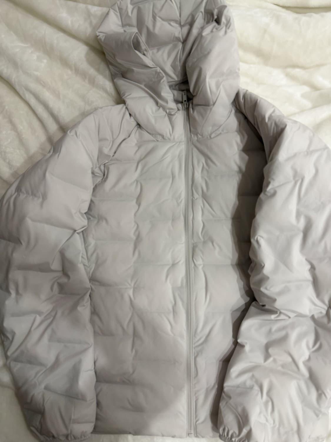 유니클로 경량패딩 (PUFFTECH 파카) 상품이미지1