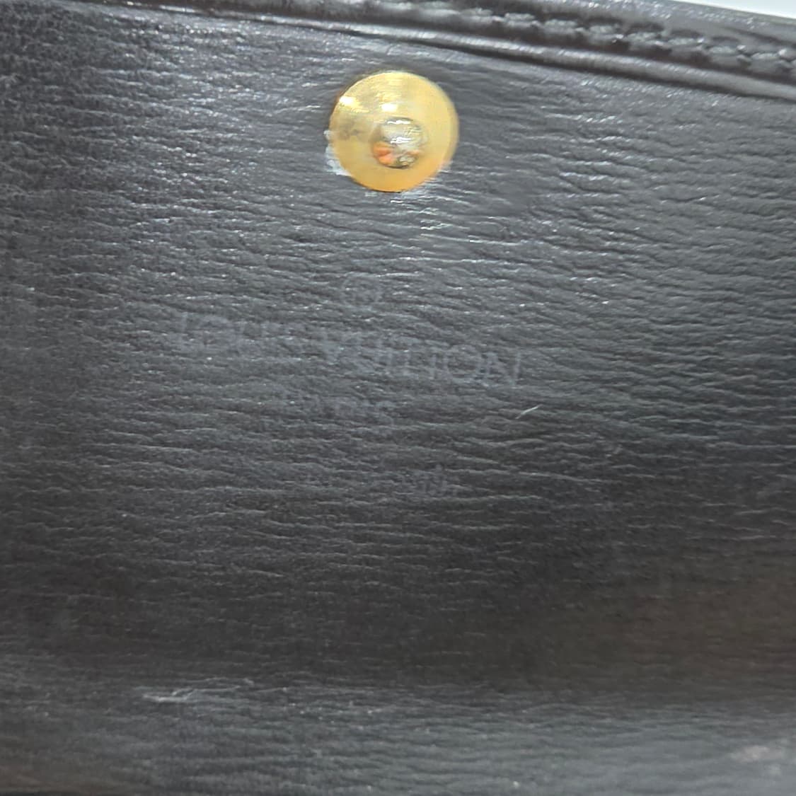 루이비통 에피 에삐 블랙 4구 키홀더 키케이스 상품이미지9