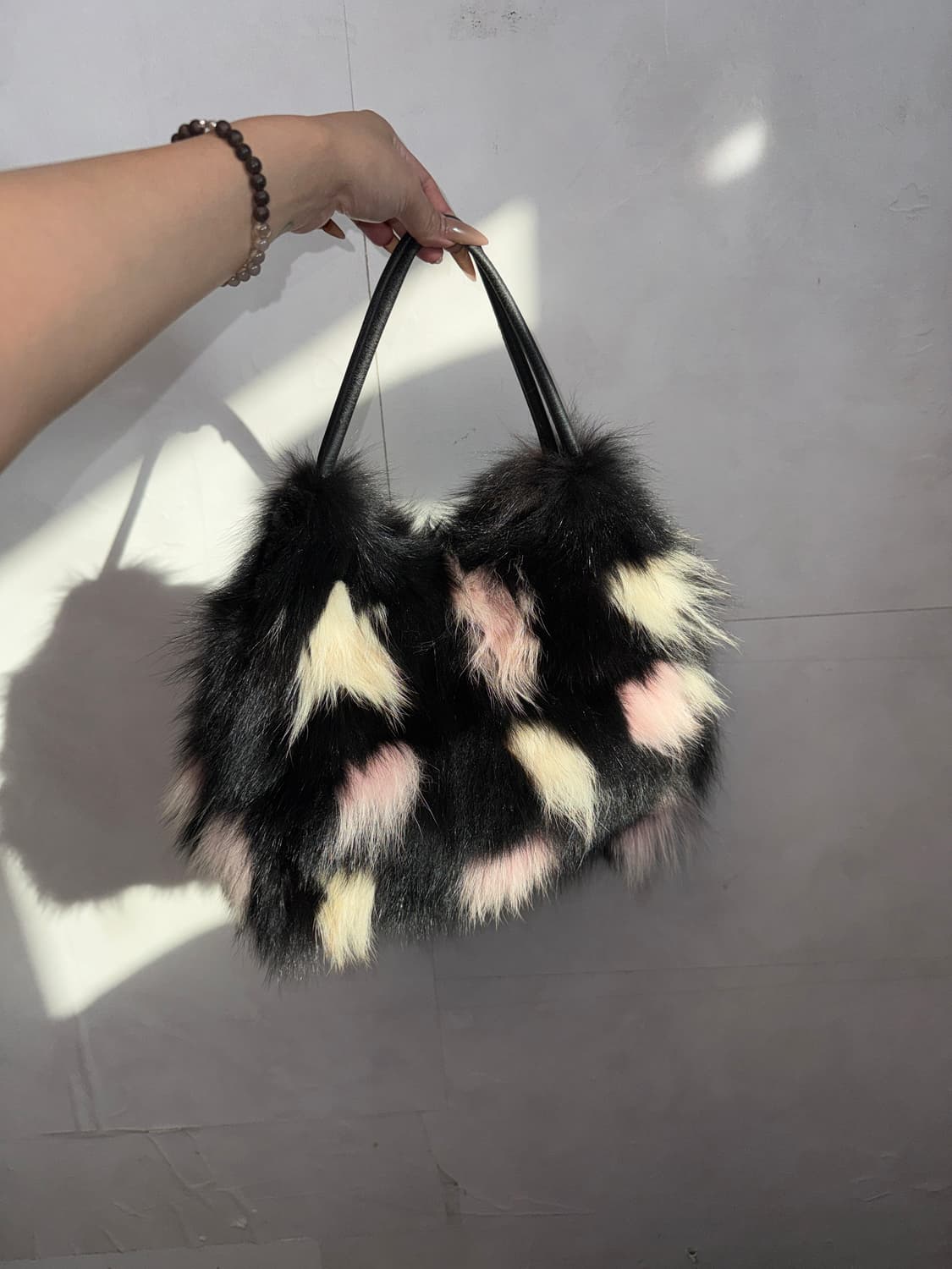 SAGA FOX black pink fox fur tote bag 상품이미지3