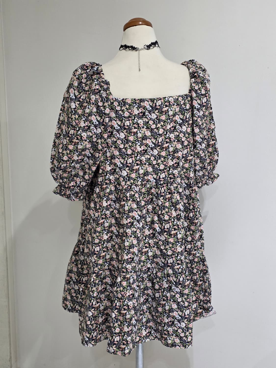 리바이스 빈티지)플로럴 윌라 트라페즈 꽃무늬퍼프 스퀘어 로맨틱 미니원피스 상품이미지4